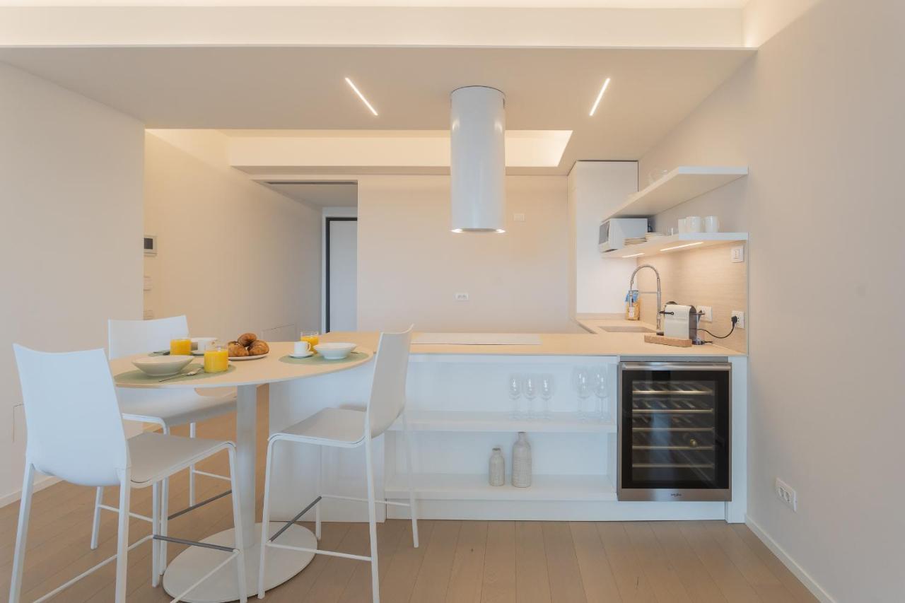 La Vista Bonita By Rent All Como Exterior photo
